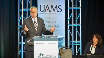 Dan Rahn, M.D., welcomes attendees to the Gathering for Pacific Islander Health.