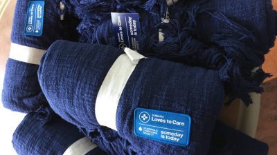 Subaru of Little Rock and the Leukemia & Lymphoma Society brought blankets to be given to patients for comfort.