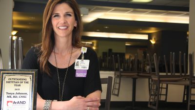 Since becoming director Nutrition and Food Services in 2016, Tonya Johnson has focused on improving the eating options at UAMS. Her efforts were recently rewarded with the Outstanding Dietitian of the Year award from the Arkansas Academy of Nutrition and Dietetics.