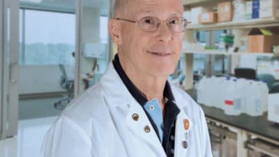 Robert Reis, D.Phil., led the UAMS team that helped identify FDA-approved drugs that can extend life in nematodes