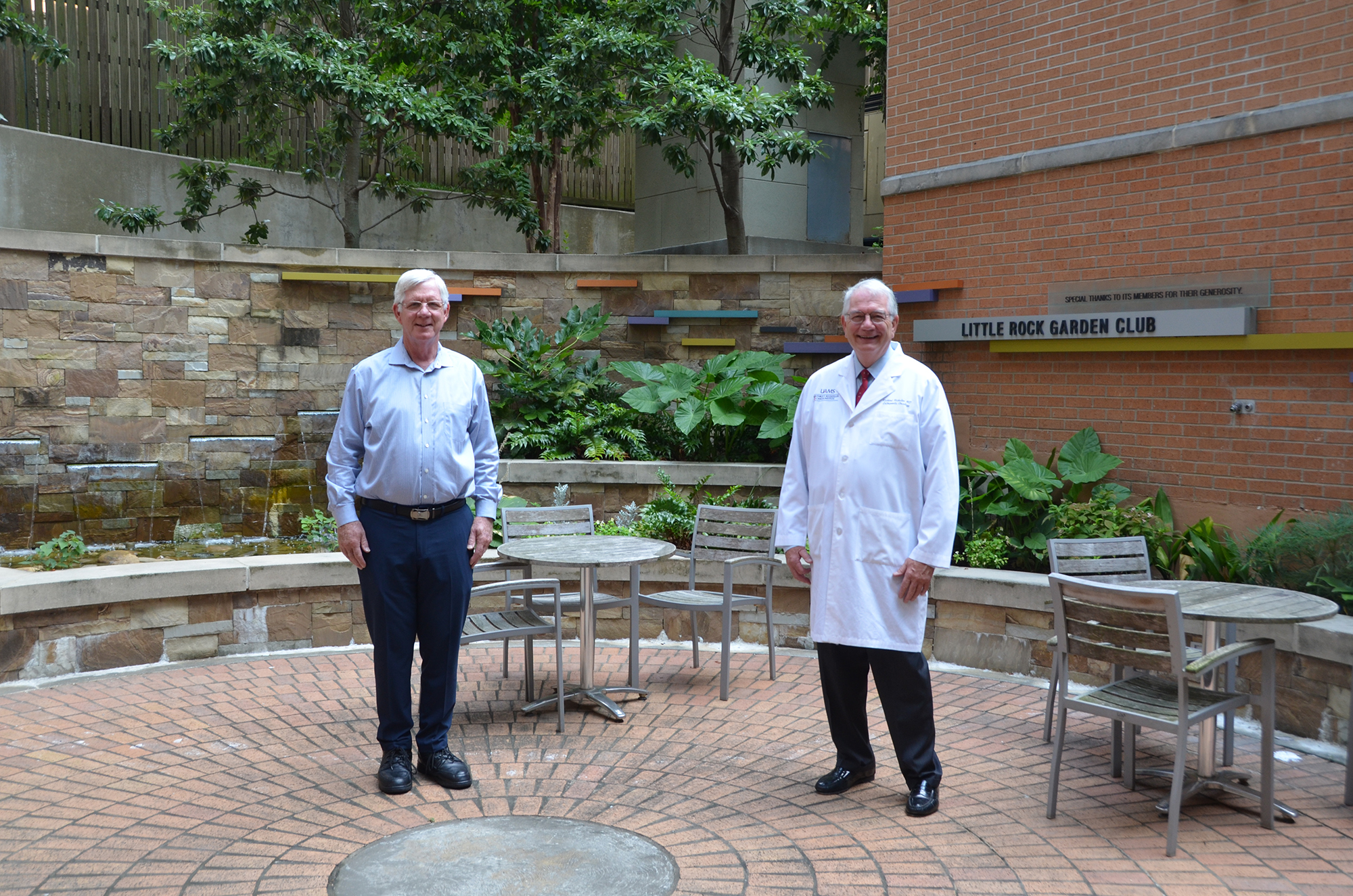 Thomas Kelly, Ph.D., (left) and Richard Nicholas, M.D., received a $780,000 grant from the National Cancer Institute to offer a summer research experience for UAMS College of Medicine students.