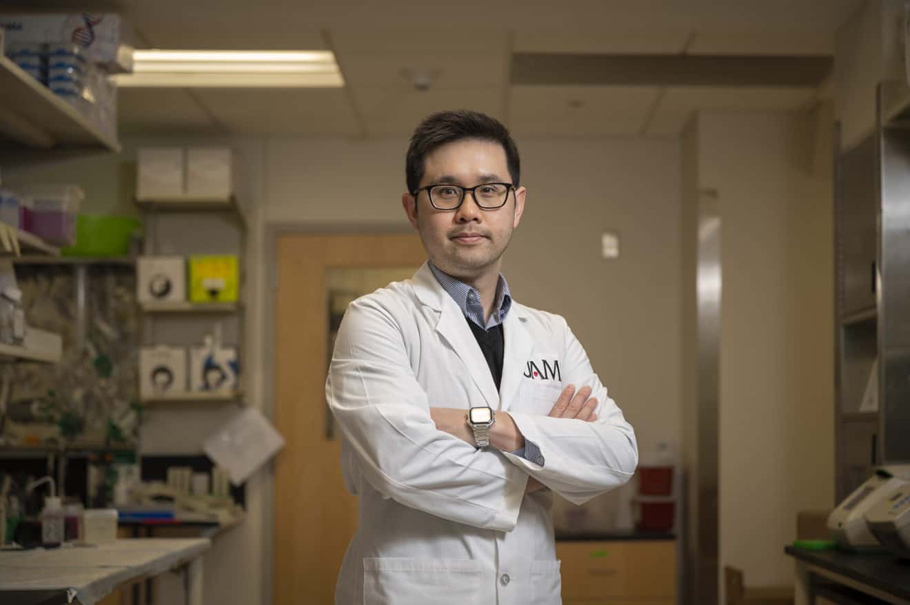 Uamss Justin Leung Phd Receives 792000 American Cancer Society