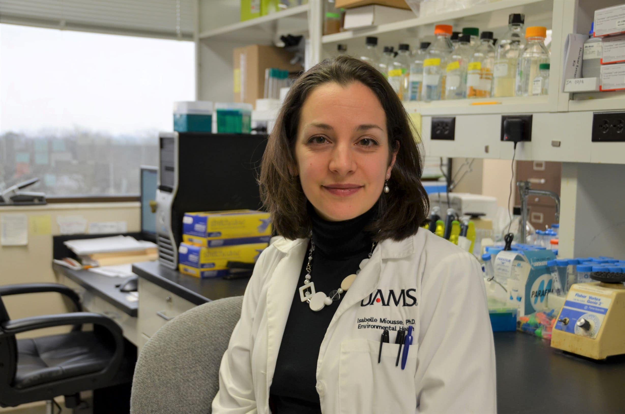 Isabelle Racine Miousse, Ph.D., is studying the role of a common nutrient in cancer in cancer treatment.