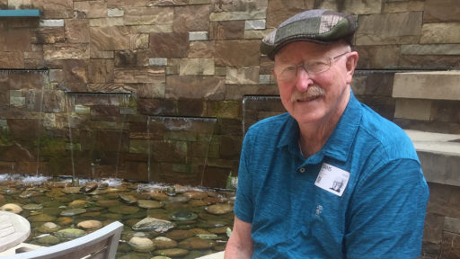 “我很幸运地生活得如此接近骨髓瘤中心，”Bennie Utley，79岁的Cabot of 16岁的骨髓瘤幸存者说。“这真的是最先进的设施。”