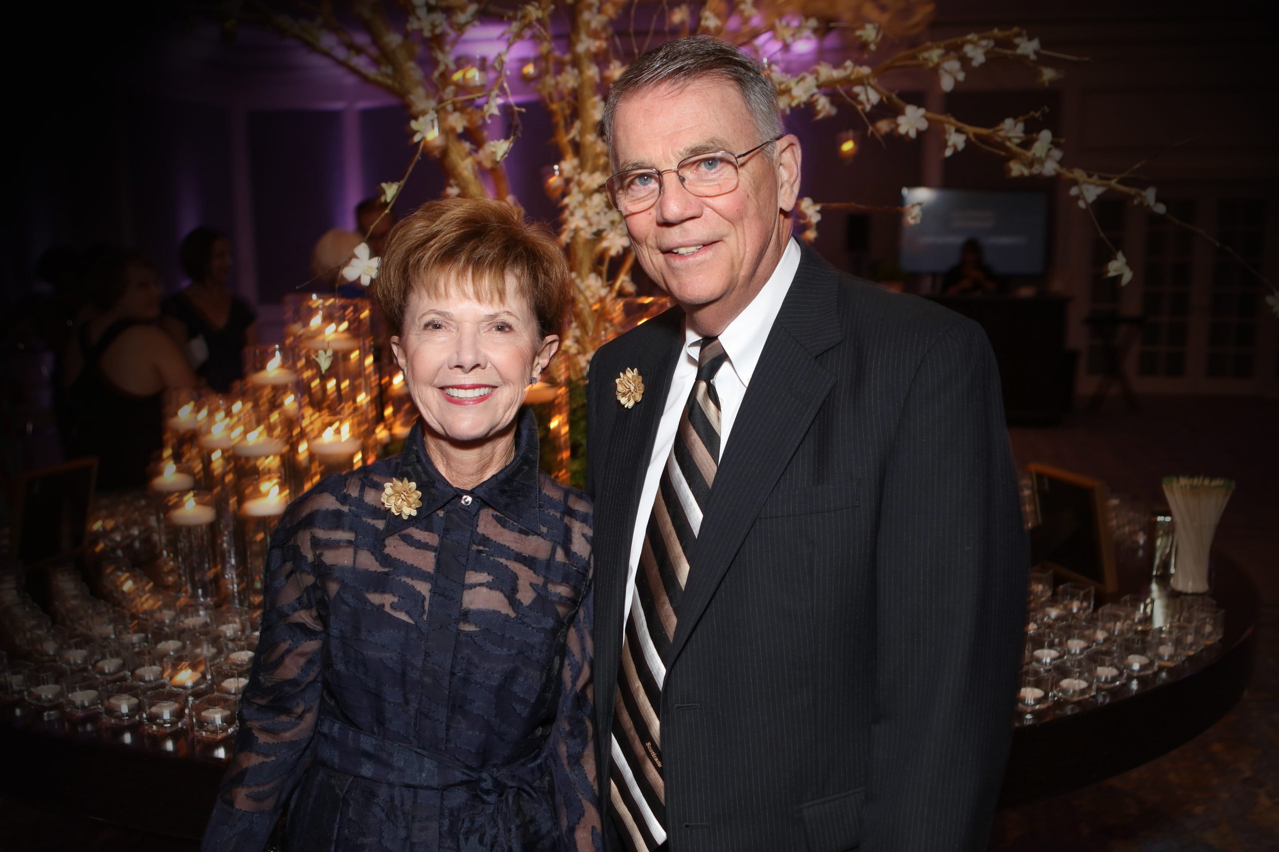 The Paula and Rodger Riney Foundation's gift will support multiple myeloma research at the UAMS Myeloma Center.
