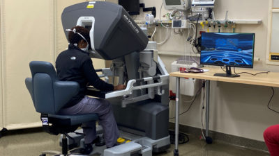 Ashley Smith, M.D., a urology resident, gets a chance to train on the da Vinci Surgical System.