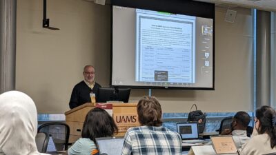 UAMS' David Ussery, Ph.D., leads instruction during a three-day genomics workshop for students from Arkansas high schools and colleges, as well as faculty. The workshop was held during the recent spring break.