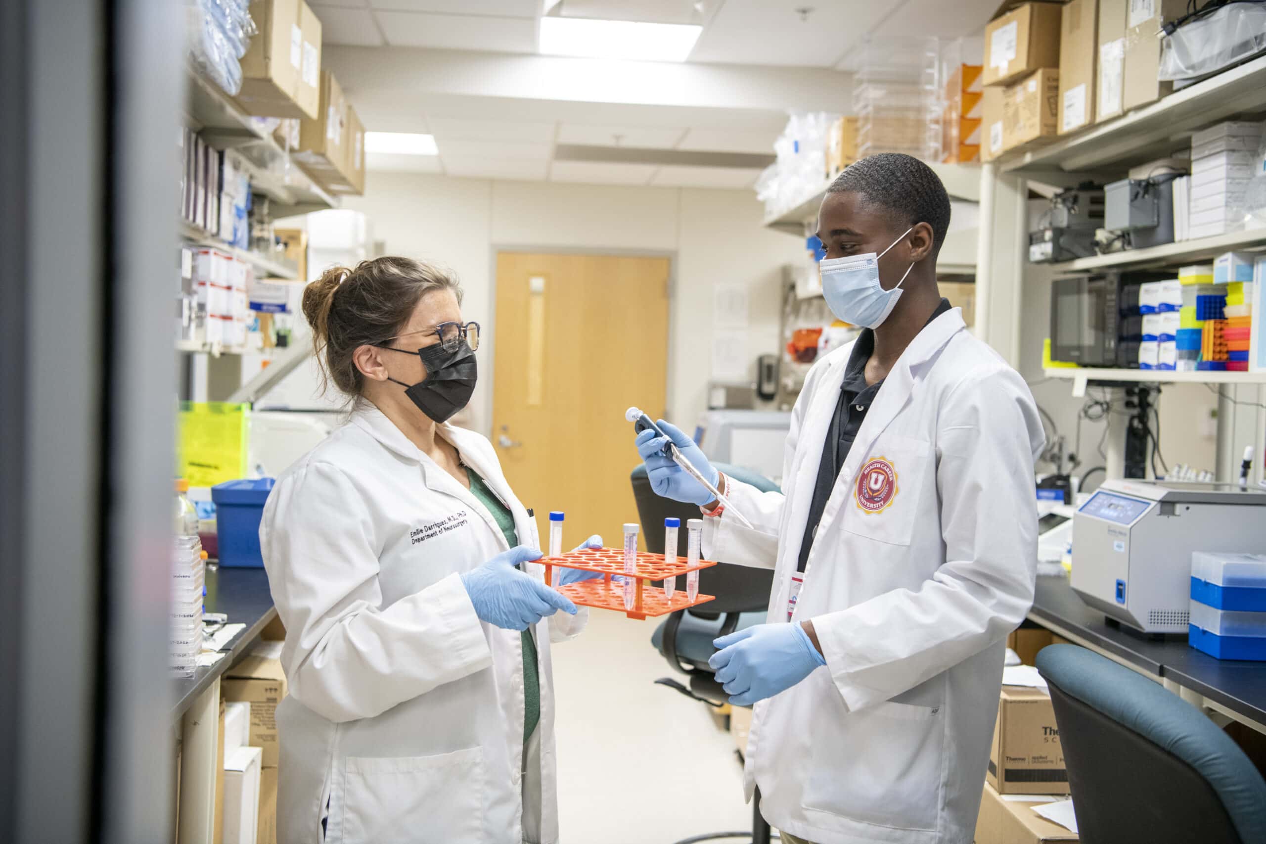 Many of the programs in Health Career U provide students with the opportunity to get hands-on experience in a research lab.