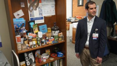 Ari Filip with poison shelf