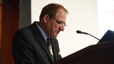 Andrew Farah, M.D., discusses the medical and psychological influences that affected Hemingway.