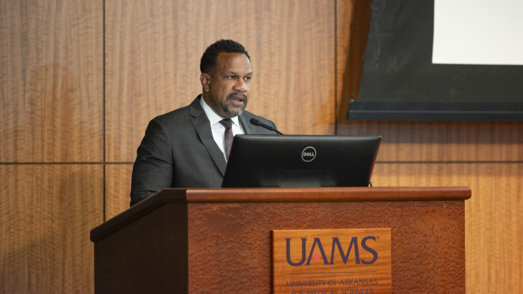 <p>Brian Gittens, vice chancellor of the UAMS Division for Diversity, Equity and Inclusion, delivers his State of Diversity address. </p>
<div><a class="more" href="https://news.uams.edu/2023/09/14/gittens-delivers-fifth-annual-state-of-diversity-address/edith_irby_jones-awards-ddei-09062023-ek2_2236/">Read more</a></div>