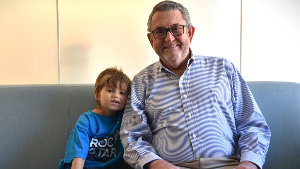 <p>PROTON PALS: Carson Placker, 7, and Bob Sanders, 71, are the 100th patients to receive proton therapy in Arkansas to treat life threatening tumors.  </p>
<div><a class="more" href="https://news.uams.edu/2024/06/28/proton-center-of-arkansas-marks-100th-patient-milestone/carson-and-bob/">Read more</a></div>