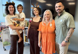 The Verdier Family with the UAMS NICU staff