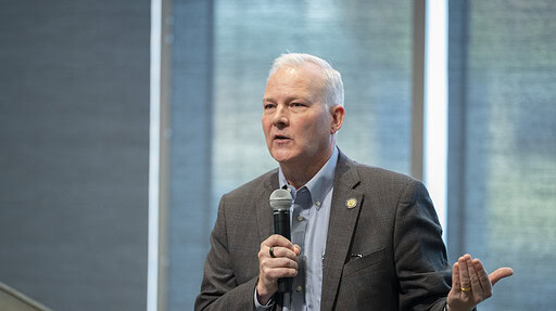 Arkansas Attorney General Tim Griffin discusses the need to educate Arkansas’ young people about the dangers of opioids.